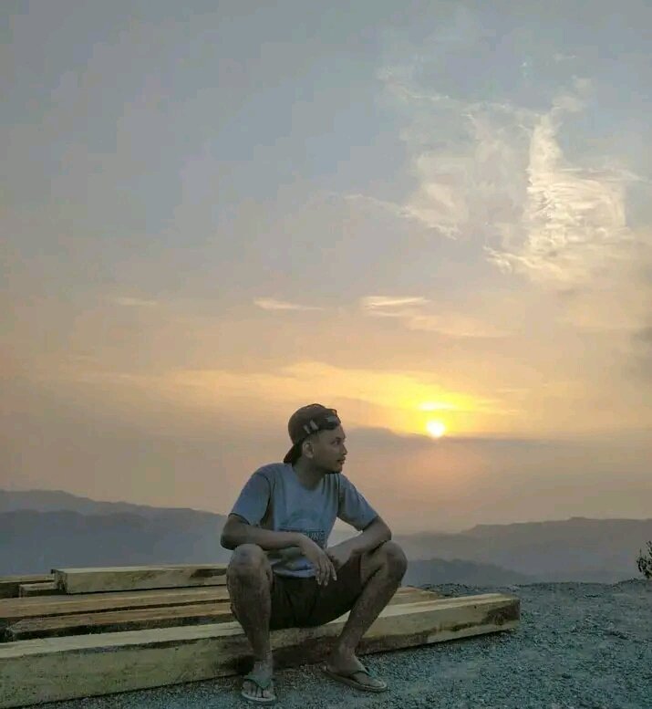 Tertawa besama alam yang sedang bahagia.♻

#Alhamdulillah 
#jahh!!