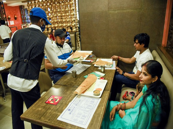 ani_digital's tweet photo. Hotels, restaurants can't force customers to pay service charge; CCPA issues guidelines
Read @ANI Story | https://t.co/r3VnZTzu6t
#CCPAGuidelines #ServiceCharge #Restaurants https://t.co/XFNpHgFfnc