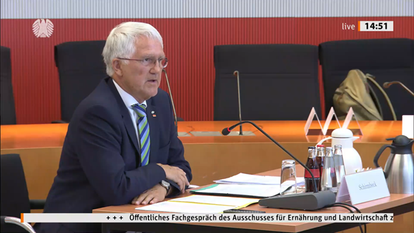 DeDFWR's tweet photo. Im #Agrarausschuss #Bundestag geht es heute um das Gutachten des Wissenschaftl. Beirats Waldpolitik @bmel. #DFWR-Präsident Schirmbeck spricht sich für strukturelle Unterstützung für Waldschutz, Forschung sowie Aus- und Weiterbildung aus. https://t.co/ZrO7wtuNTC @Thuenen_aktuell https://t.co/7EZ8HL2aBb