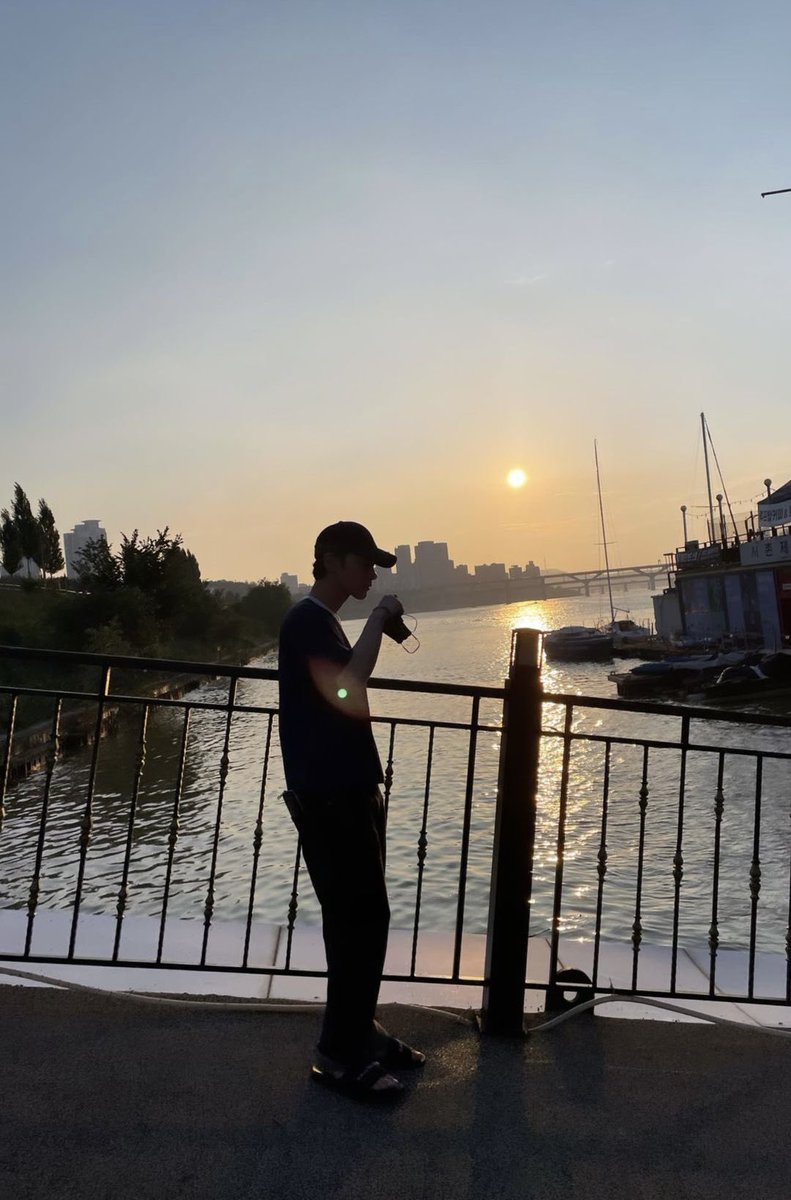 깨애애애애액 너무조음 니가 한국에 있다는것이