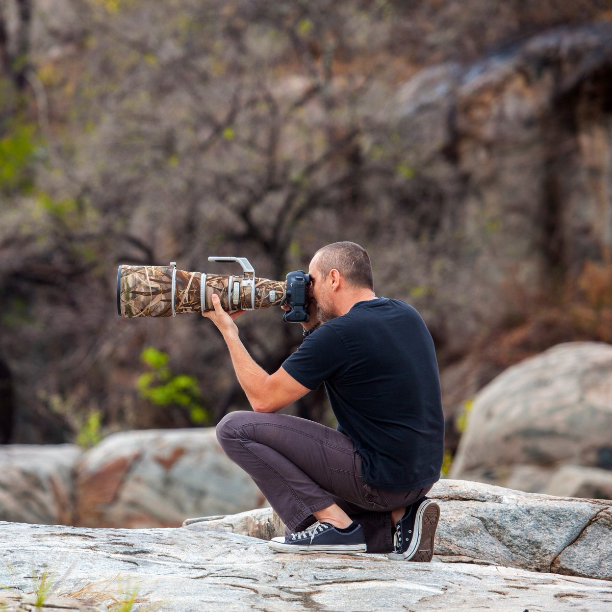 Mario Moreno explora a África há mais de 20 anos em busca do click perfeito. Ele achou a <a href="/SouthCapeImages/">South Cape Images</a>
para compartilhar seu conhecimento com outros fotógrafos através de workshops e passeios na vida selvagem: southcapeimages.com