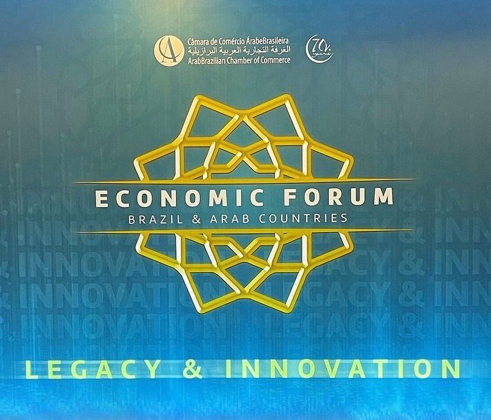 abcc_mea's tweet photo. The opening session of the Brazil &amp; Arab Countries Economic Forum's 4th edition began with a sand art performance by the Omani artist Shayma Al Mughairy. https://t.co/7mtqvVd8lc