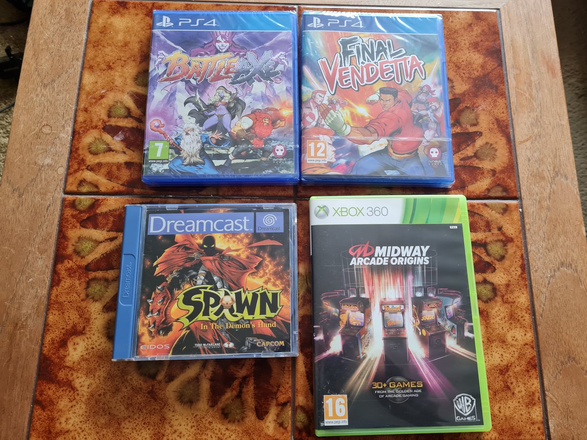 HowittSimon's tweet image. Went to London yesterday and visited the Gaming Market - getting married in 5 weeks so this was the last little spend for a while!  Found some good Saturn games which is always nice, and crossed another one off the Dreamcast list :)