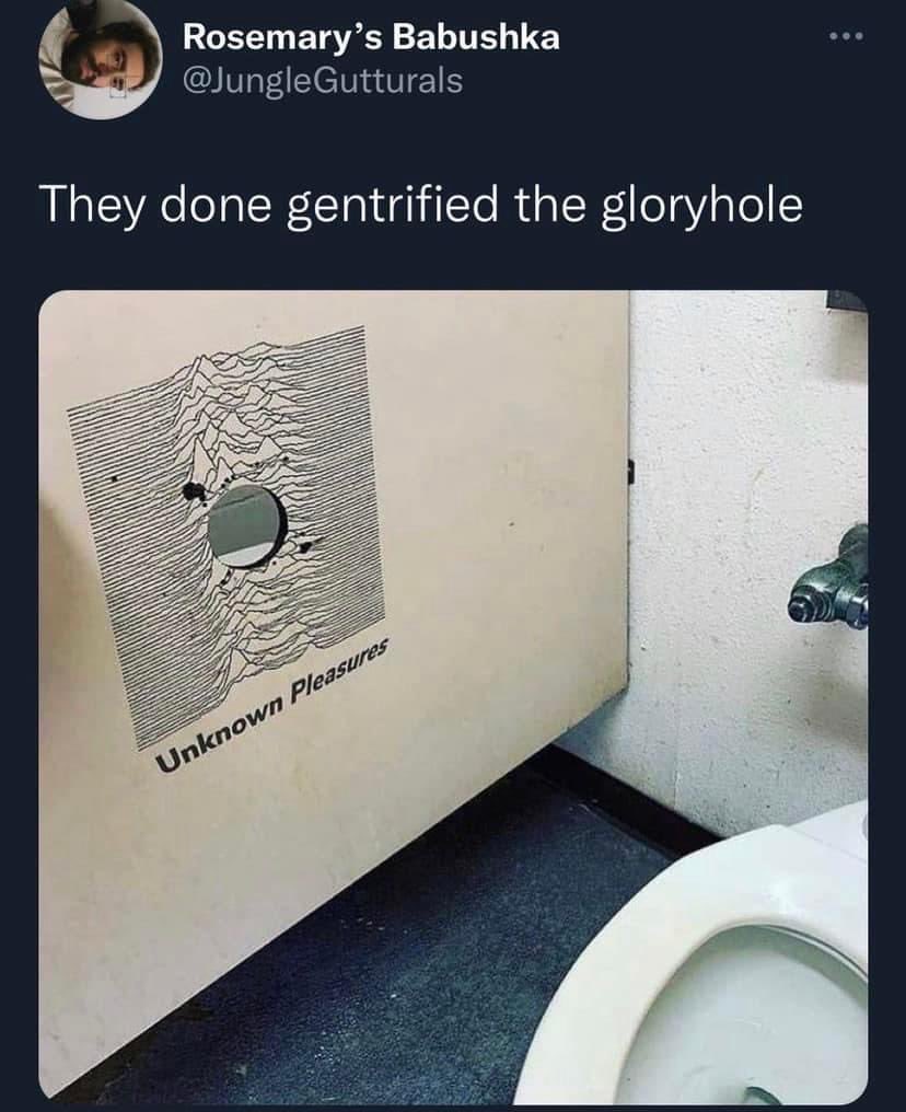 FW10cXYXgAAjVrk?format=jpg&name=medium