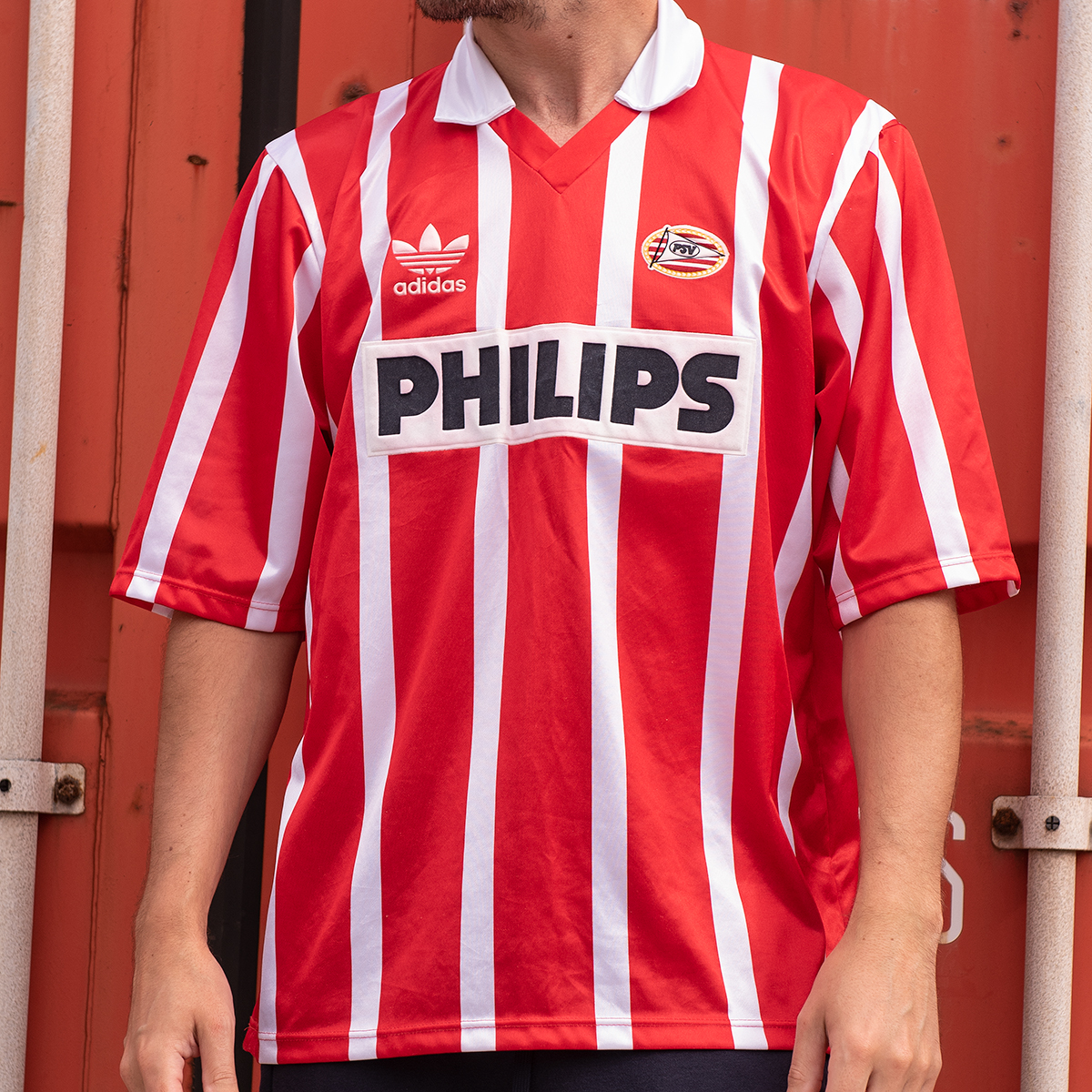 guardarropa inventar simultáneo Classic Football Shirts on Twitter: "Early 90s PSV 🤤 This classic Adidas  PSV shirt is dropping on the site July 7th! https://t.co/pbnX3W8xGF" /  Twitter