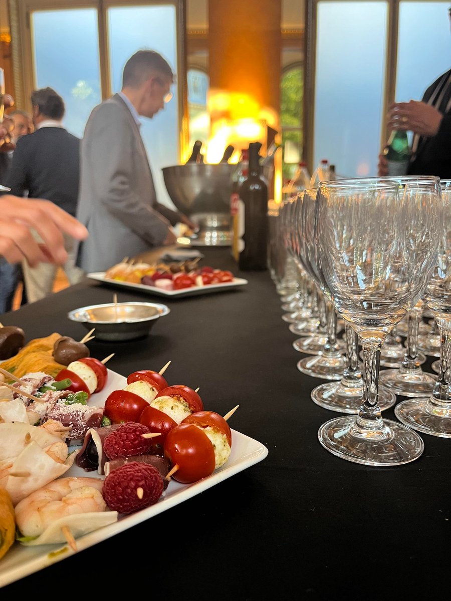 Labrador Transparency tweet media