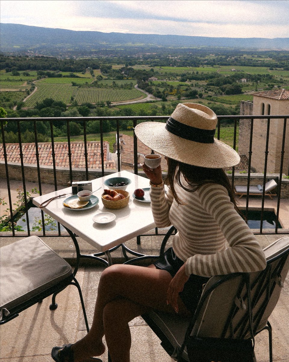 Sincerely Jules tweet media