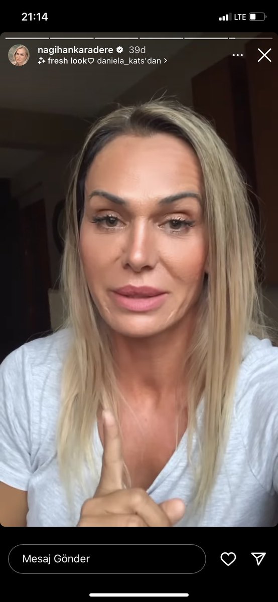 nagihan karadere kafaya koymuş o kupayı geri alacak önden yürü kraliçe

SurvivorKupası GeriAlınsın