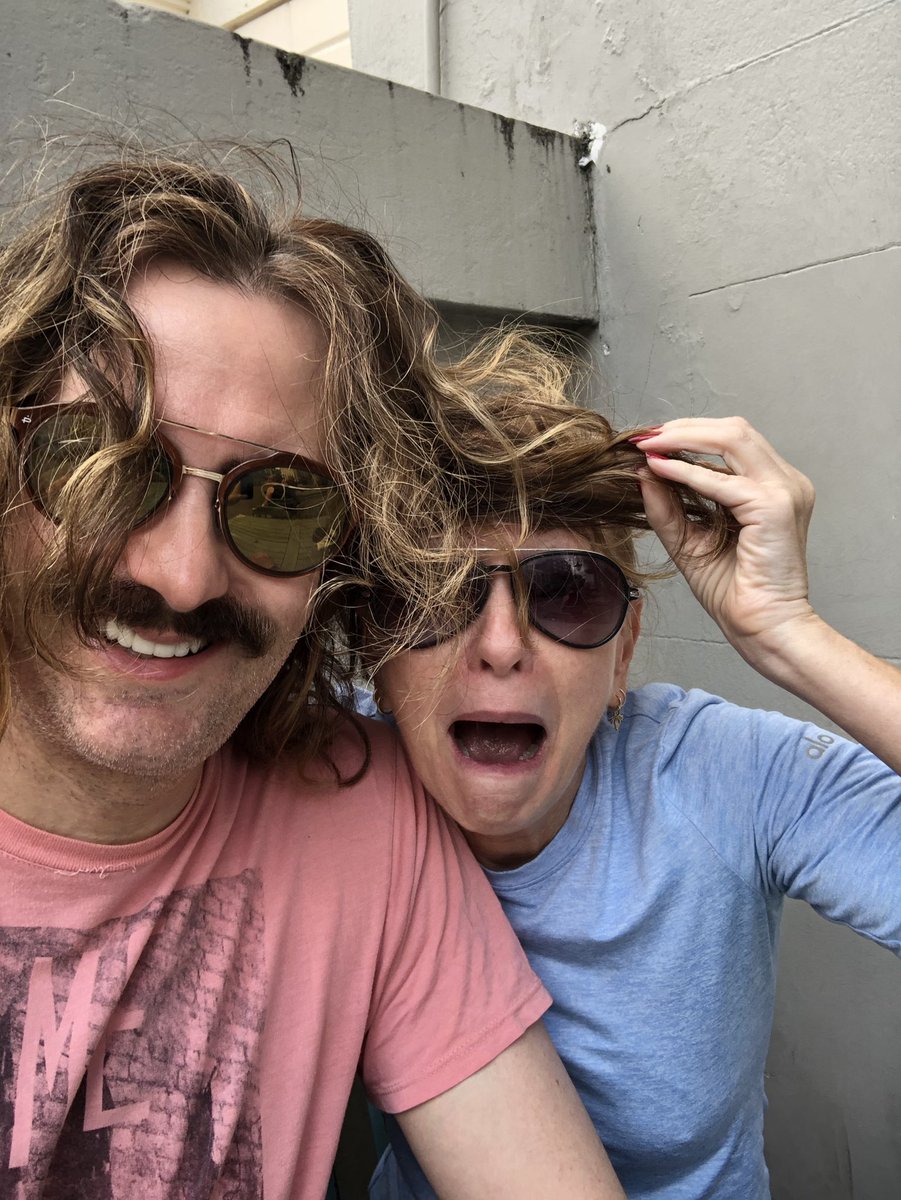 Hangin with sis <a href="/daisytorme/">Daisy Tormé🟧</a> on this 4th of July afternoon 🇺🇸🇺🇸💙❤️💙