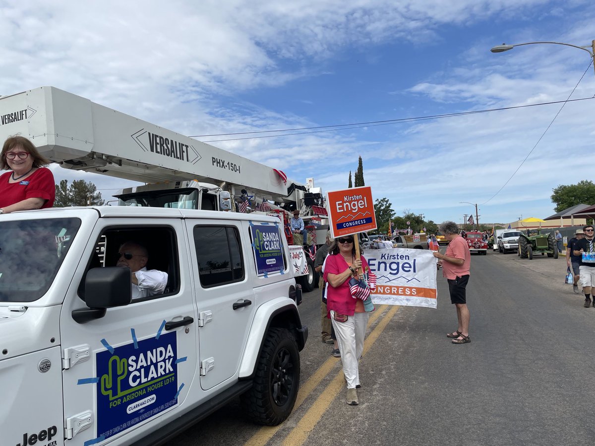 A lovely day for a parade in #Benson. We gave out 130 flags and had fun walking with the ⁦@EngelForArizona⁩ campaign. #Happy4th!