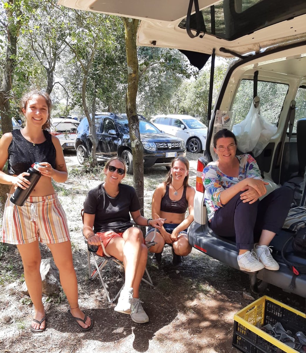 LizabelDM's tweet photo. Last week the boss @CaspersBarbara came to visit the Croatian team. What a great week it was, full of lizards and laughs.
π¦βοΈπ
#lizardlegion #algyparadise #cocacolalizards https://t.co/qhfuJPgAcm