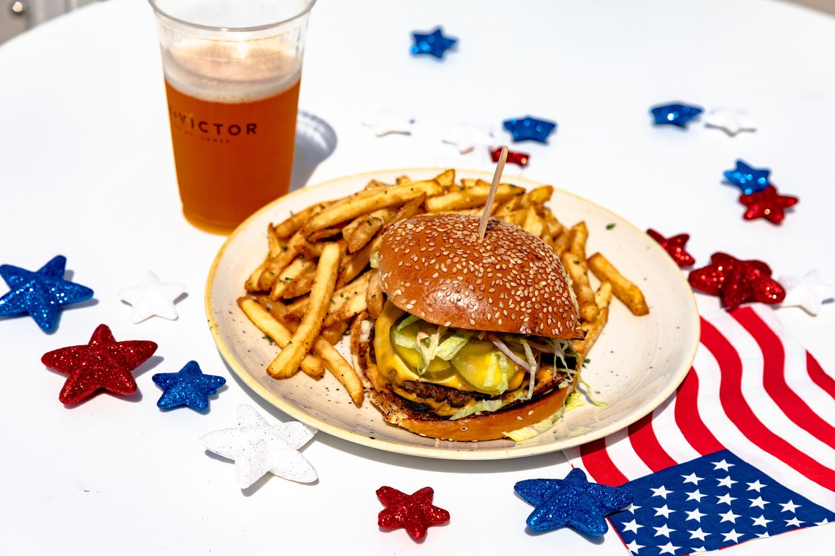 vim_and_victor's tweet photo. Happy #FourthOfJuly! 🇺🇸 If you plan on celebrating with one of @spikethechef's juicy burgers or a cold draft beer, we are open in Springfield today from 5AM-6PM🗽 https://t.co/OqrVz5NJ5y