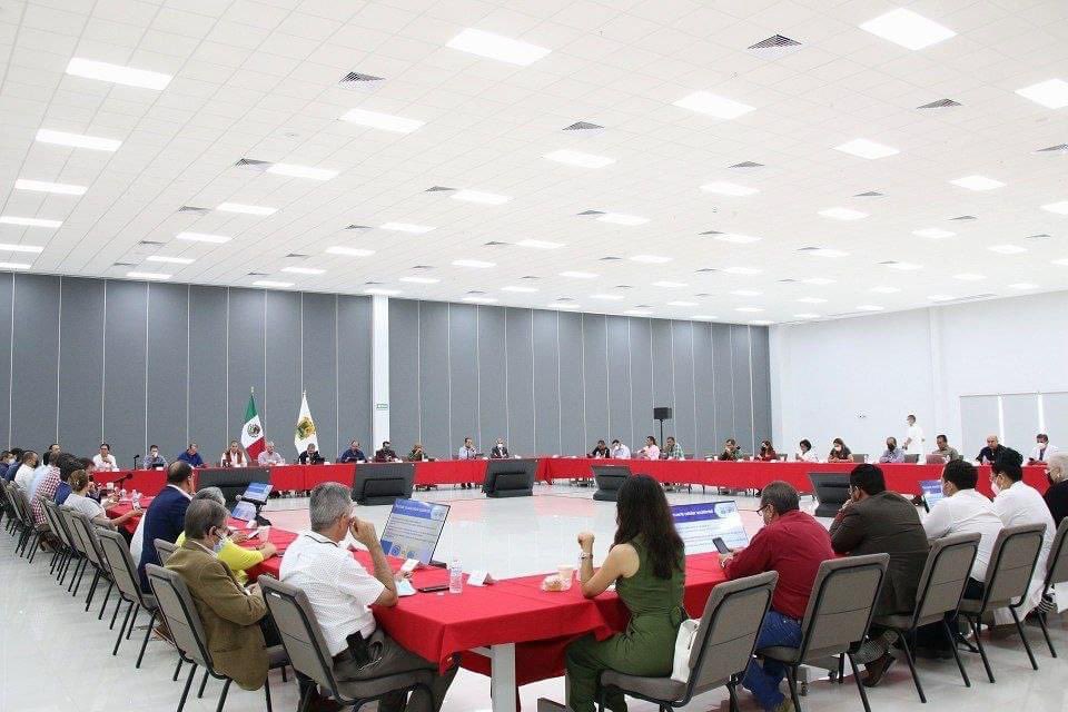charro_rl's tweet photo. En la reunión del Subcomité Técnico de Salud, presidida por el Gobernador Ing. @mrikelme se dió a conocer los últimos datos de la quinta ola del Covid19 los que se presenta un ligero aumento en contagios, manteniéndose bajo control.
Por tú salud NO bajes la guardia
#JLHM https://t.co/YCzfgnYWLA