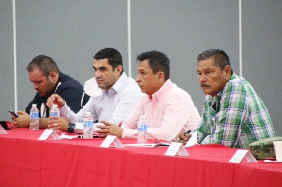 charro_rl's tweet photo. En la reunión del Subcomité Técnico de Salud, presidida por el Gobernador Ing. @mrikelme se dió a conocer los últimos datos de la quinta ola del Covid19 los que se presenta un ligero aumento en contagios, manteniéndose bajo control.
Por tú salud NO bajes la guardia
#JLHM https://t.co/YCzfgnYWLA