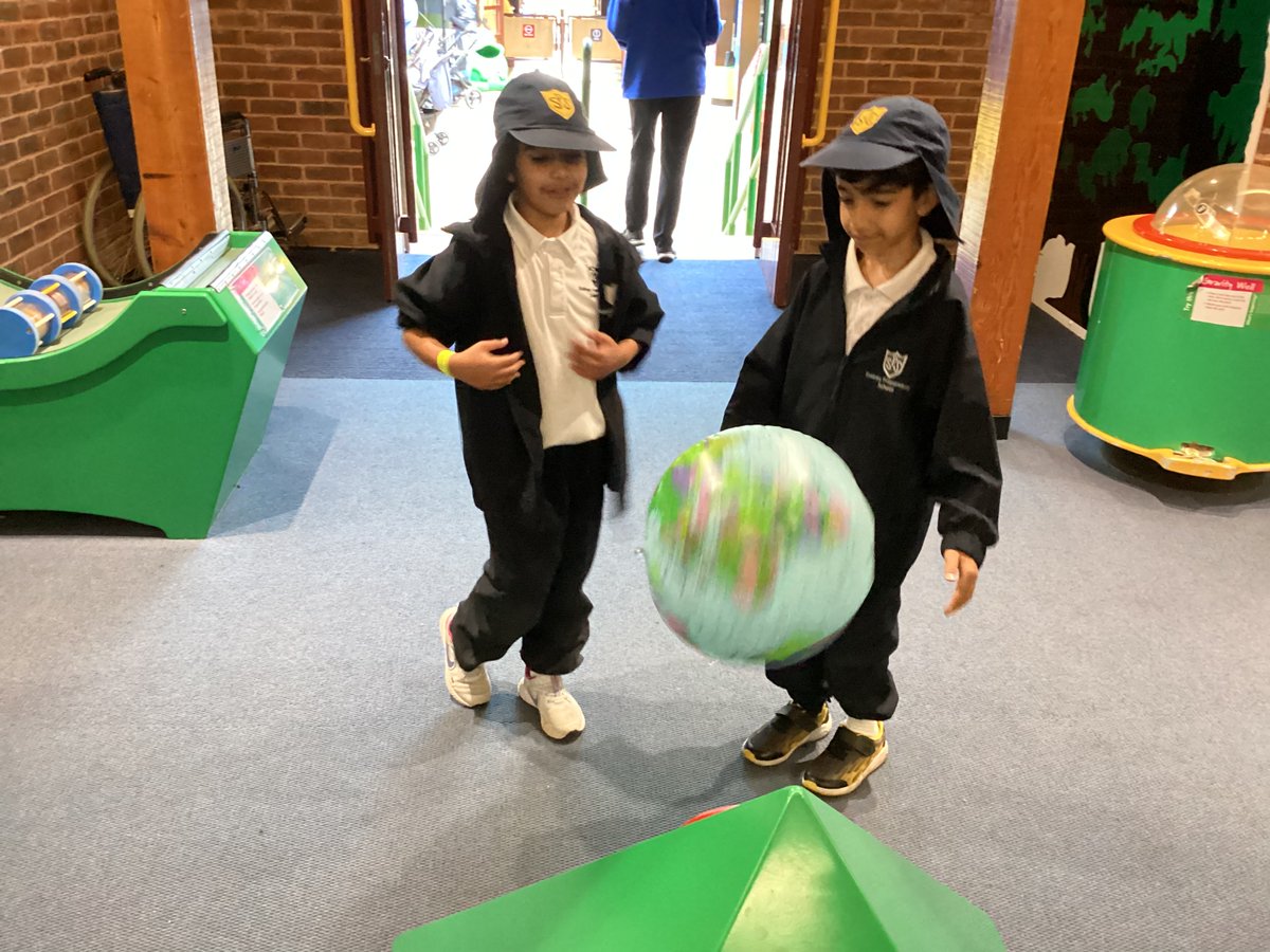 StainesPrepYr2's tweet photo. #StainesPrepYear2 had a fantastic trip to @TheLookOutBFC on Friday. They had lots of fun exploring the different Science zones and enjoyed building their own dens. #StainesPrepForestSchool #StainesPrepBeYourBest #StainesPrepScience @StainesPrep @StainesPrepHead https://t.co/8JbjQvUDPD