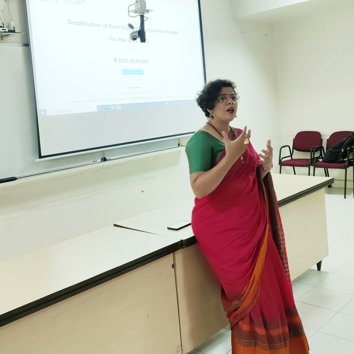 PRO_thinktank's tweet photo. We had an excellent launch and presentation of the simplified Pune Municipal Budget. (1/2)
#PRO #PolicyResearch #Budget #BudgetAnalysis #Pune #PMC #pmcbudgetanalysis2022 #UrbanThinkTank https://t.co/rc7MSEbF8R