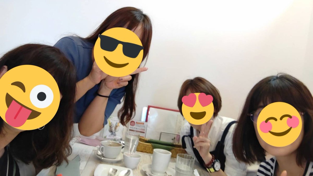 myumyu43419621's tweet photo. 小学校から一緒に育ったむっちゃんの帰省
あの大人気ハンバーグの元店でのランチでは鉄板の跳ねにキャーキャー騒ぎ、移動してのデザートには裏があって笑
いつ会っても同級生は楽しいのさ
#同級生 #ランチ #NICKHOUSE https://t.co/noYhvDtHD3