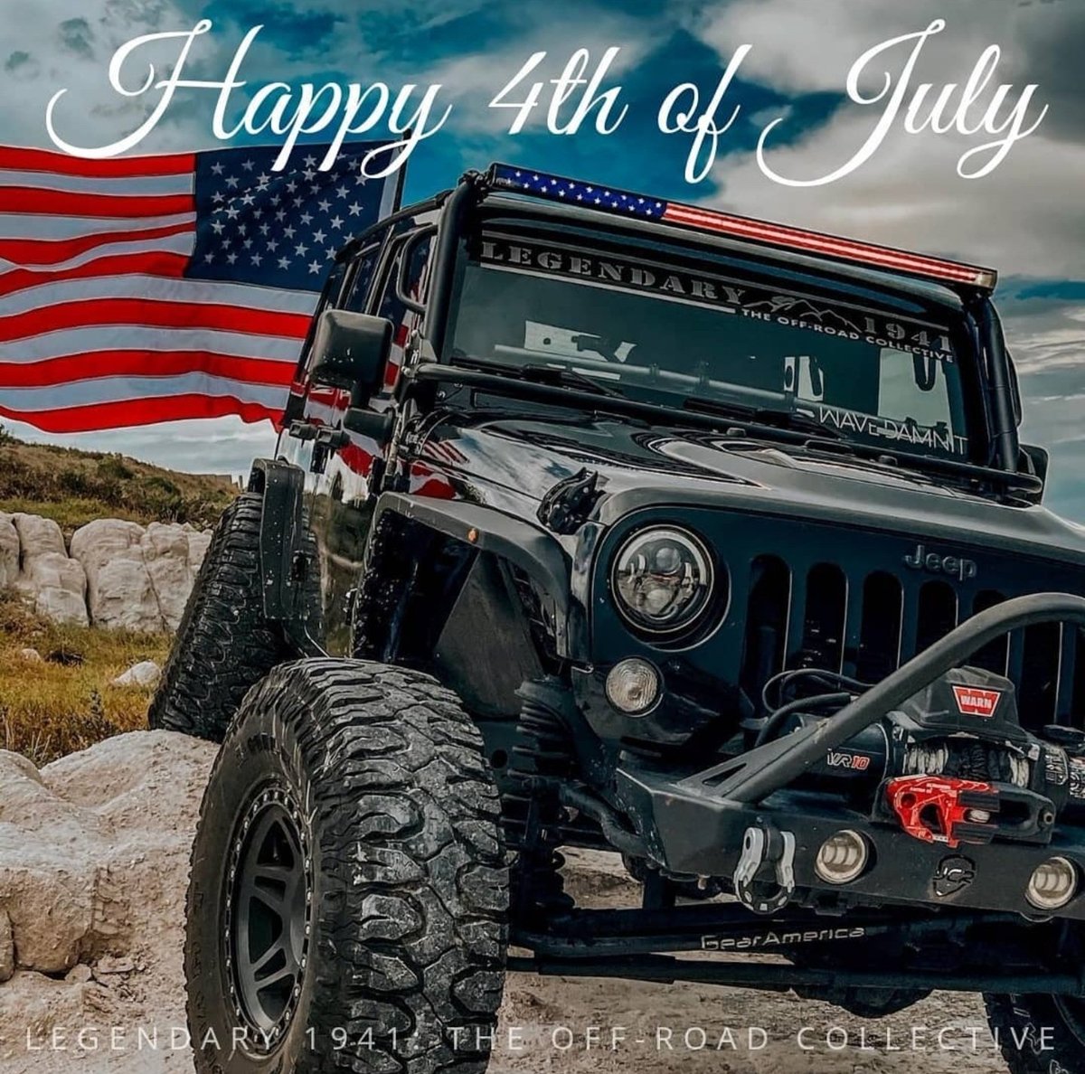 Happy 4th of July 🇺🇲🇺🇲🇺🇲🇺🇲 #4thofjuly
#dailyjeeps #UnitedWeWheel 
........................
📸 David @Jeephoodshots #jeeplife #jeep