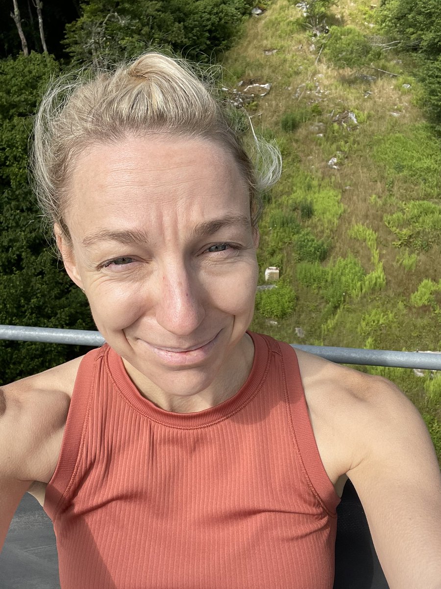 SarahBethGDub's tweet photo. A brief summary of the #SummitCrawl head experience:
“Okay, let’s go.”
“This is fine.”
“This is less fine.”
“What in the high hell?”
“This is dumb.”
“This is dumb.”
“This is dumb.”
“This is dumb.”
“This is dumb.”
“This is very dumb.”
“Wow, what a view (still dumb).” https://t.co/hBnfTk8e9V