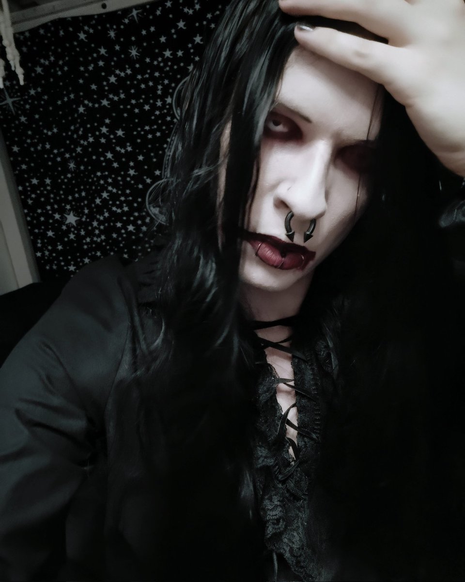 James_Ritual's tweet photo. ⚰️🦇 https://t.co/DlnD1POeKE