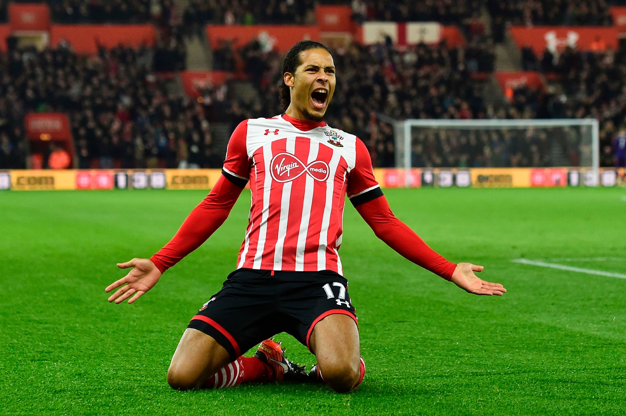 Happy 3  1  st birthday to Virgil van Dijk! Monster at the back for us 