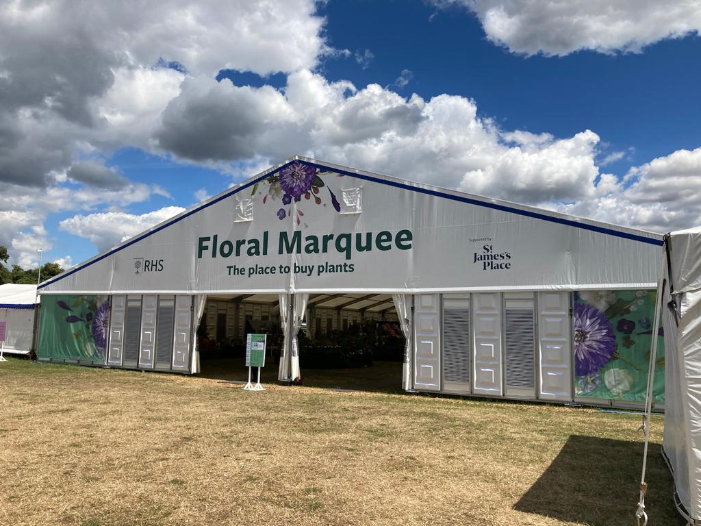 LicknSticker's tweet image. It has been a busy period for us and our onsite team but, the gates are finally open for RHS Hampton Court Garden Festival.

As always it has been a pleasure working with the team at RHS, and think the show looks fantastic.

#rhs #rhshampton #rhshamptoncourt  #SummerGardenDays