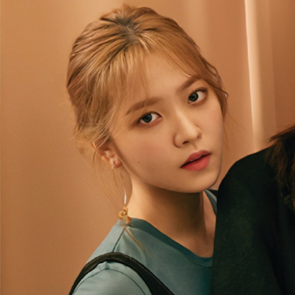 YRfiles's tweet image. the woman that you are 💜

#YERI #김예림 #레드벨벳 #RedVelvet