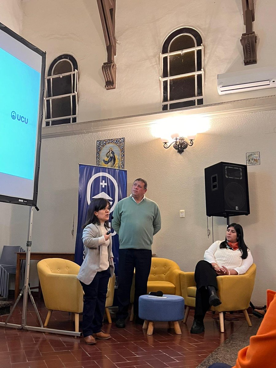MarMontoya_Rod's tweet photo. El pasado viernes, junto con @aure_77, estuvimos en @UCUSalto hablando de alteraciones en el neurodesarrollo y presentando resultados del proyecto de #investigación del #FSED de @ANIIuy y @fundacionceibal sobre habilidades sociales en personas con discapacidad intelectual y TEA https://t.co/MIhBtyDvwR