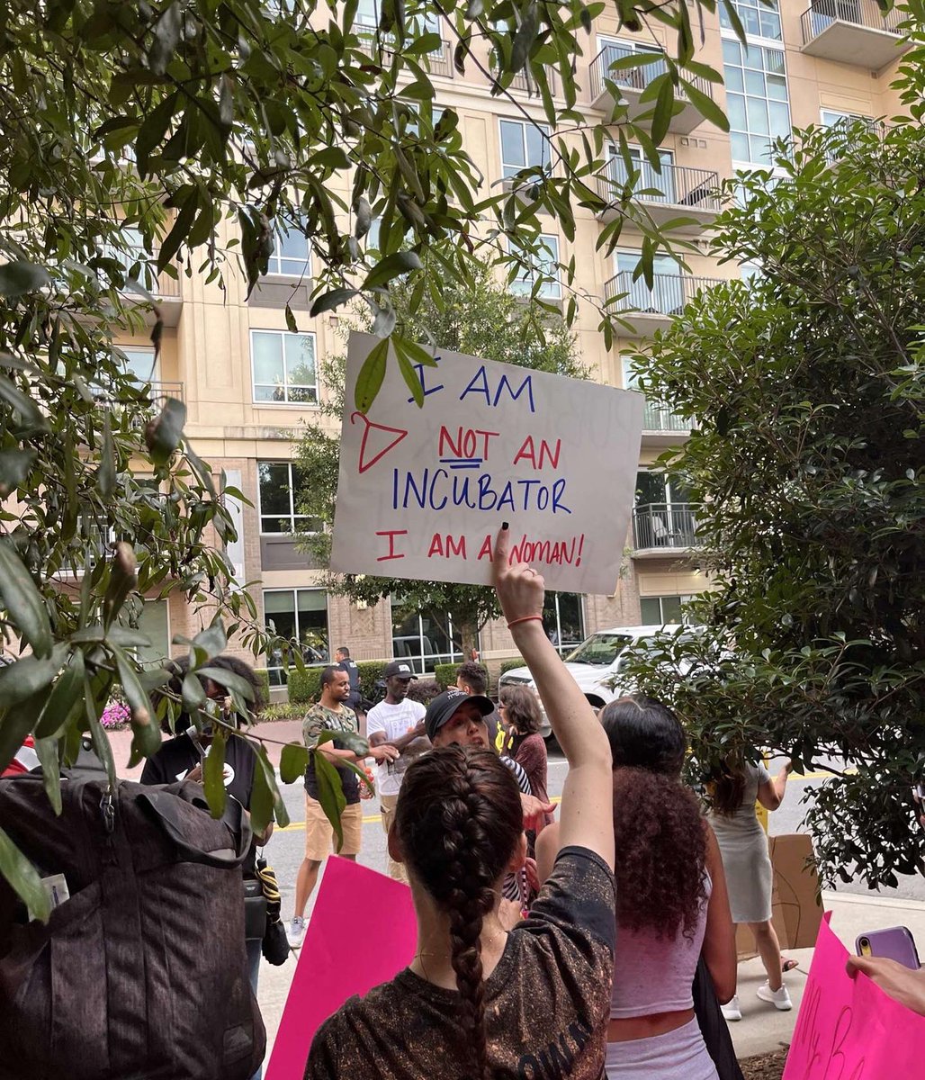 AleighaHamilto3's tweet photo. My Body My Choice. 
We won’t stop. We will not go back. https://t.co/Gr8LAQ7gN4