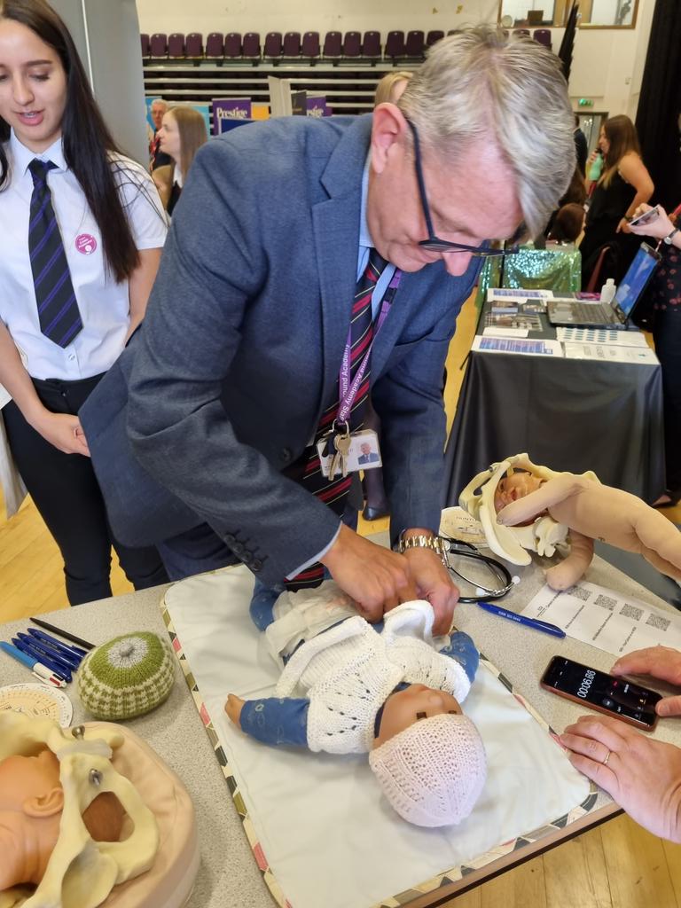 SezBezRM's tweet photo. You can always count on Team @NwangliaftMat to bring the games to the party! Great Day had by all @StangroundAcad Careers Fayre. Your students were so polite and engaged, a real credit to you, and thanks to your Principle for being a great sport and getting involved too! https://t.co/VND8N7jxIh