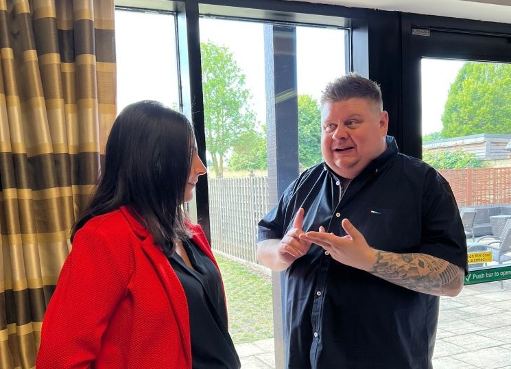 LogicMelon's tweet photo. A busy couple of days last week in Oxfordshire at the collaborative network, MembersOnly Recruitment Leader 2022 Retreat.
#JohnSalt #AllanShave #recruitment #network #teamworking #LogicMelon #membersonly #membersonlyhq https://t.co/AxUxndqUs7