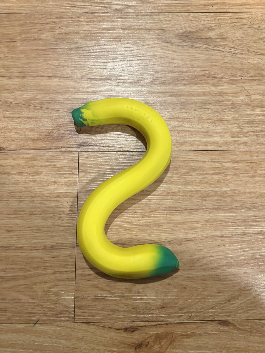 Stretchy banana toy version.