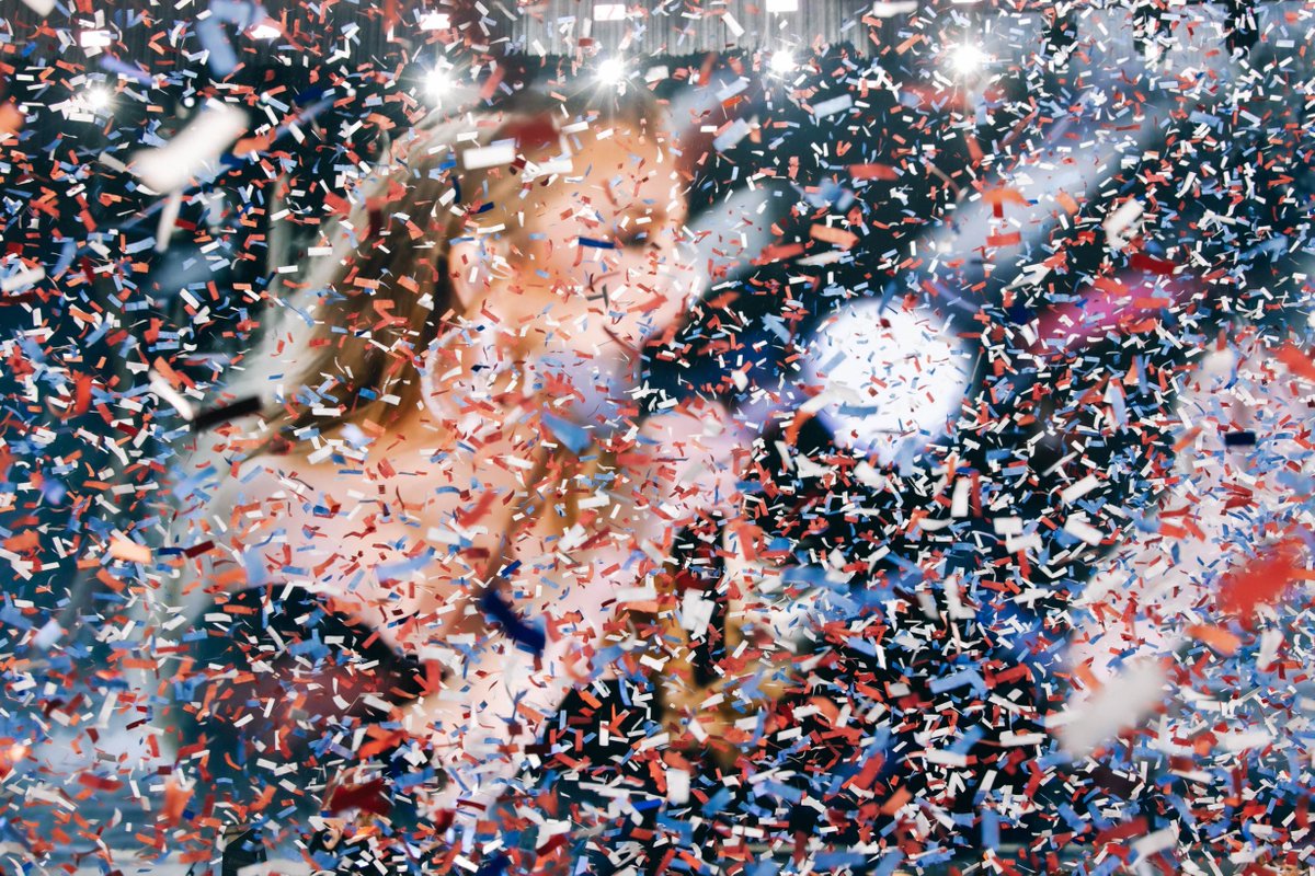 Thank you to my band and my crew for two seamless shows. And a huge thank you to everyone from BST, an absolutely impeccably run event, you looked after the crowds so well and I’m so honored to have been asked to perform this year  so thank you! See you really soon ♥️