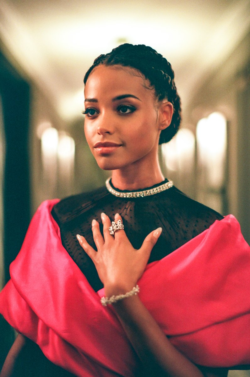 The new Portraits category has had an array of entries from royalty to rock &amp; roll and even an actor or two... 
Here are some of our top picks by 
@jackboskett, @mikconnor_, <a href="/jemmadoddphoto/">Jemma Dodd</a>, and Dominic Graham-Hyde.

Enter the competition: bit.ly/3xCgdkD
#EPAs2022