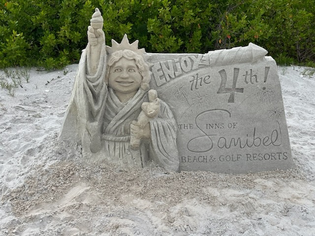 InnsOfSanibel's tweet photo. Happy Independence Day!
#innsofsanibel #dunesgolfandtennisclub #sanibelisland #4thofjuly #holiday https://t.co/R7EdOUavhR