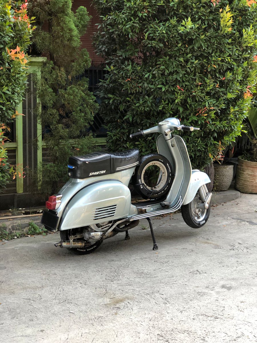 HoldenKlasik's tweet photo. DIJUAL !!
Harga terjangkau

Vespa Super 74

•Komplit plat D akur a/b 
•Pajak off 2017 
•Mesin jos
•Magnet Excel ori
•Karbu 20:20 cuk miring ori Excel
•CDI TIIC 
•Koil Blue Thunder
•Kaki2 enak 
•Siap pakai saja !!

16jt aja

Wa 081223753223
Bandung siap kirim https://t.co/ooRJdhoH8E