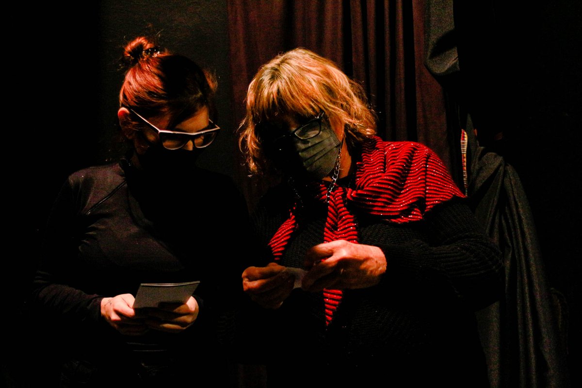 TeatroUNLP's tweet photo. 🎭  GRACIAS A TODAS Y TODOS LOS QUE NOS ACOMPAÑARON ESTE SÁBADO EN LA FUNCIÓN DE "LA NONA" DE ROBERTO COSSA.  🎭
...
LOS ESPERAMOS LOS DOS ÚLTIMOS SÁBADOS 9 y 16 DE JULIO ANTES DEL RECESO INVERNAL como siempre a las 21hs Y CON ENTRADA LIBRE Y GRATUITA.😁😁
. https://t.co/4Lx9wjD3UD