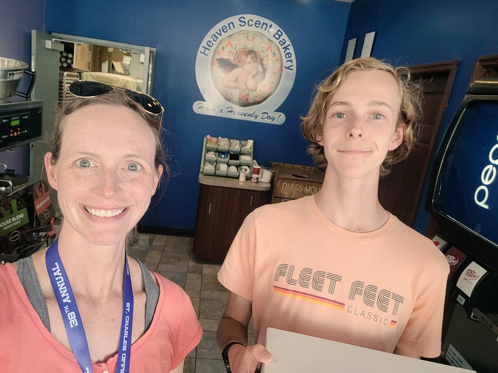 ThisIsMaryEllen's tweet photo. Finished my first 5k race! My son finished much sooner than I did 🤣 #RACEDAY #StayStrong #LivingWide @mradamwelcome https://t.co/Rjkk1Y07Aq