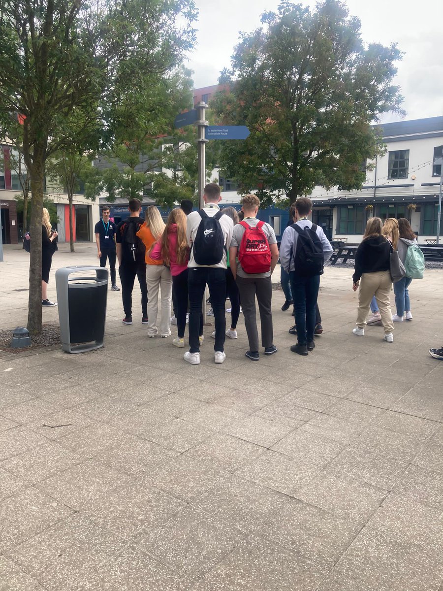 NA_SixthForm's tweet image. What an amazing visit our X12 students had to the University of Lincoln! Students thoroughly enjoyed the thought provoking Psychology lecture! Thank you for having us! @unilincoln #daretoexcel