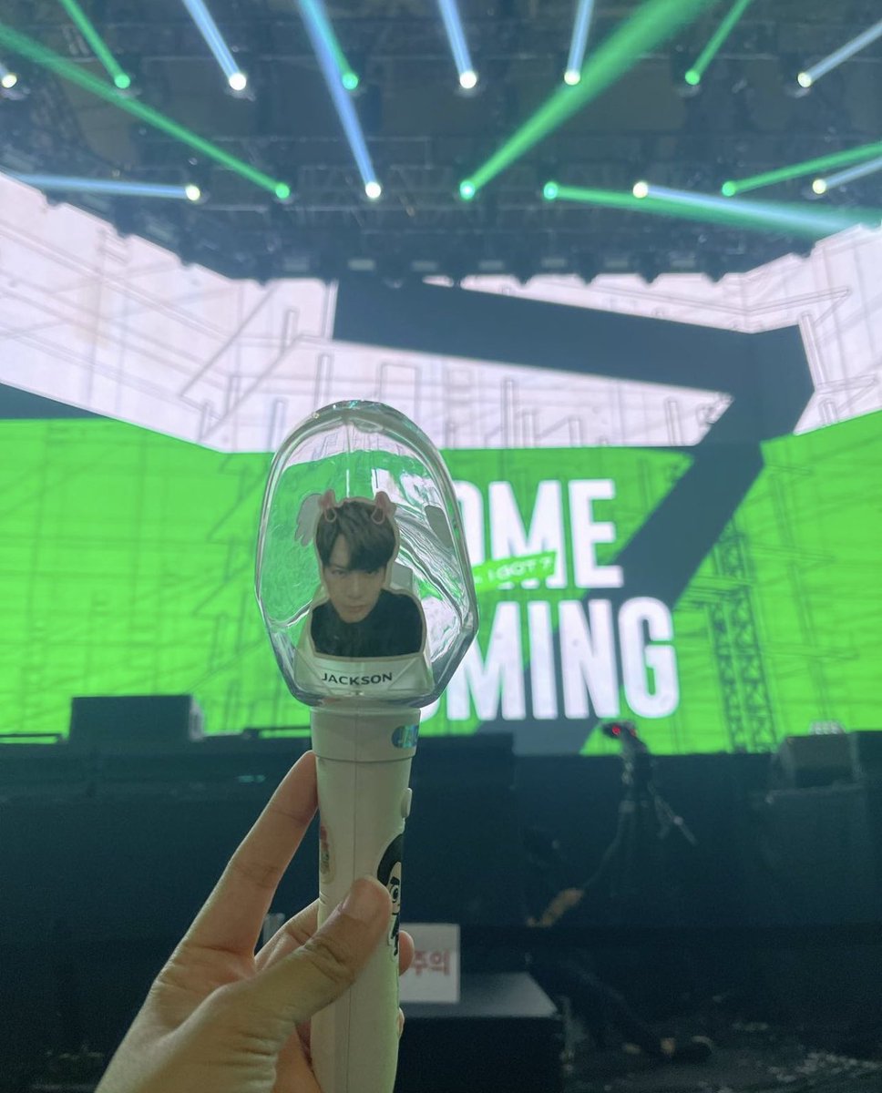 Pls RT 🥺🙏🏻

นิยามของอากาเซ เข้าแล้วออกไม่ได้ค่ะ…เพราะ GOT7 ไม่เคยมีเวลาให้ตั้งตัว ไม่มีเวลาให้ออกจากด้อม พี่จะอยู่ พี่จะมารักษาฐานอยู่เรื่อยๆ พี่มาไม่พัก โควิดทำให้พักไปได้แปปนะ ตอนนี้เค้ากลับมากันอีกแร้วข่ะ

#Bitkub #KUB #JacksonWang #Jackson #GOT7