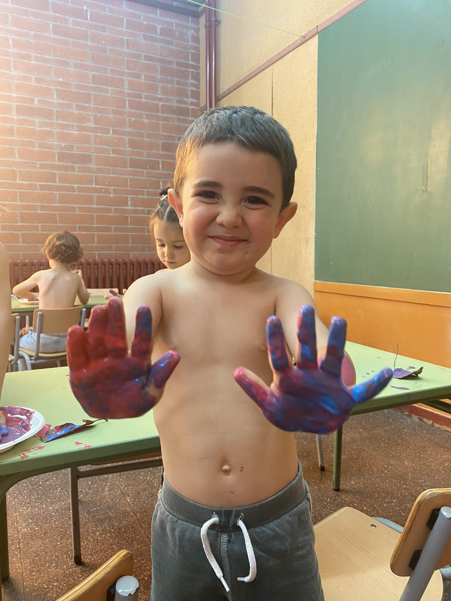 C.E.Xixell tweet media