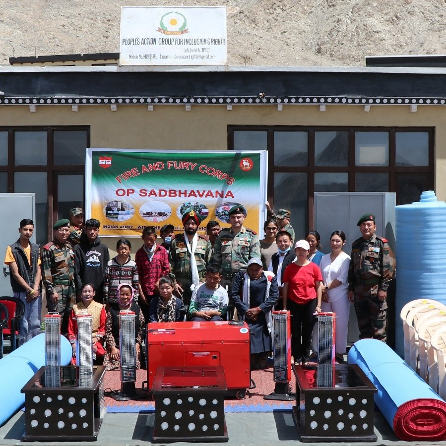 firefurycorps's tweet photo. In order to make positive change towards uplifting living standards of specially abled persons & children of #PAGIR hostel & #REWA School #FireAndFuryCorps contributed essential amenities towards their infrastructure
#OpSadbhavana
#IndianArmyPeoplesArmy
@NorthernComd_IA @adgpi https://t.co/8MNxXJQuOg
