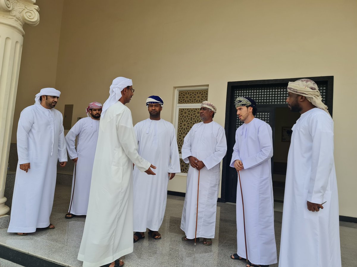MAlwhaj's tweet photo. @Mazoon_dairy الشكر الجزيل لنقابة شركة مزون للالبان على تقديم واجب التعزية  في ولاية ضنك https://t.co/VPNXYt2YCV