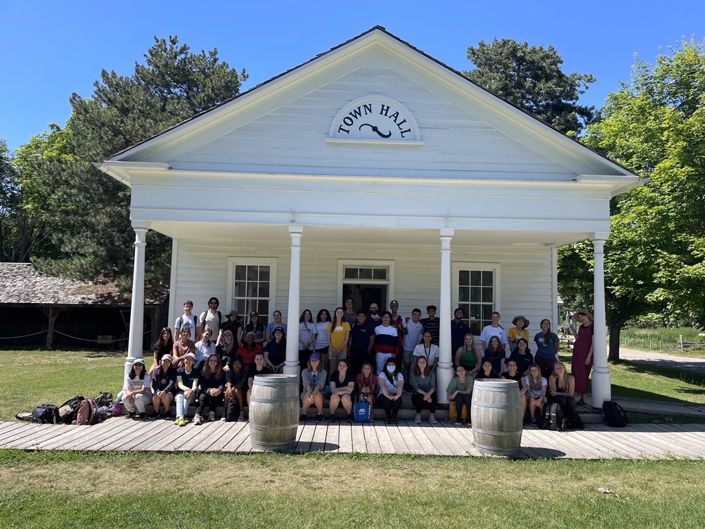 BlackCreekNews's tweet image. Black Creek Pioneer Village's summer day camp officially begins today! Earlier this summer counselors from across the TRCA gathered at the Village to prepare for an exciting summer with our day campers. Have a good summer everyone! bit.ly/39k0eQ5