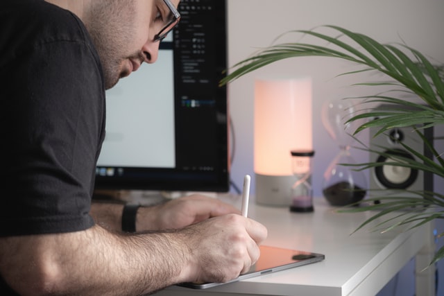 Rustfactoryio's tweet photo. Why Big Tech is Turning to Rust
⇓
#rust #techcompanies #crossplatform #bigtech #rustperformance #developers #technology #coding #programming #techblog #rustfactory
⇓
https://t.co/e5xfCa4sqz https://t.co/kjH9QOshVm