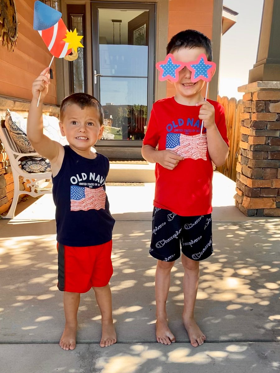 Markckg21's tweet photo. Happy 4th! 🎉🎉🇺🇸🇺🇸 https://t.co/oWM5eC1KOw