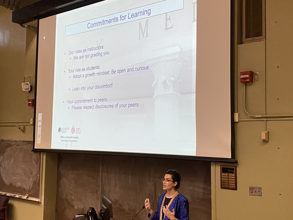 In our first Weight Bias in Medicine lecture, we talked about all the things including #weightbias #stigma and #healthinequities because bias is a #structuraldeterminantofhealth #healthpsych #AcademicMentalHealth #academicmed #MedEd #psychology #behavioralmedicine