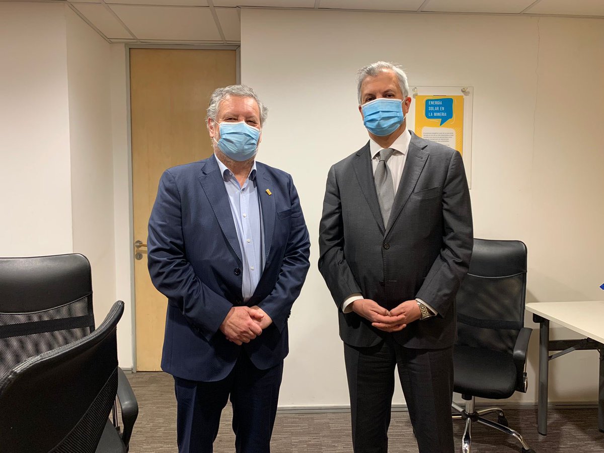 Nos reunimos con el alcalde de <a href="/munilosangeles/">Munilosangeles</a> <a href="/KrauseAlcalde/">EstebanKrauseAlcalde</a> , para analizar tema del gas y distintos proyectos relevantes para los y las habitantes de esa ciudad.