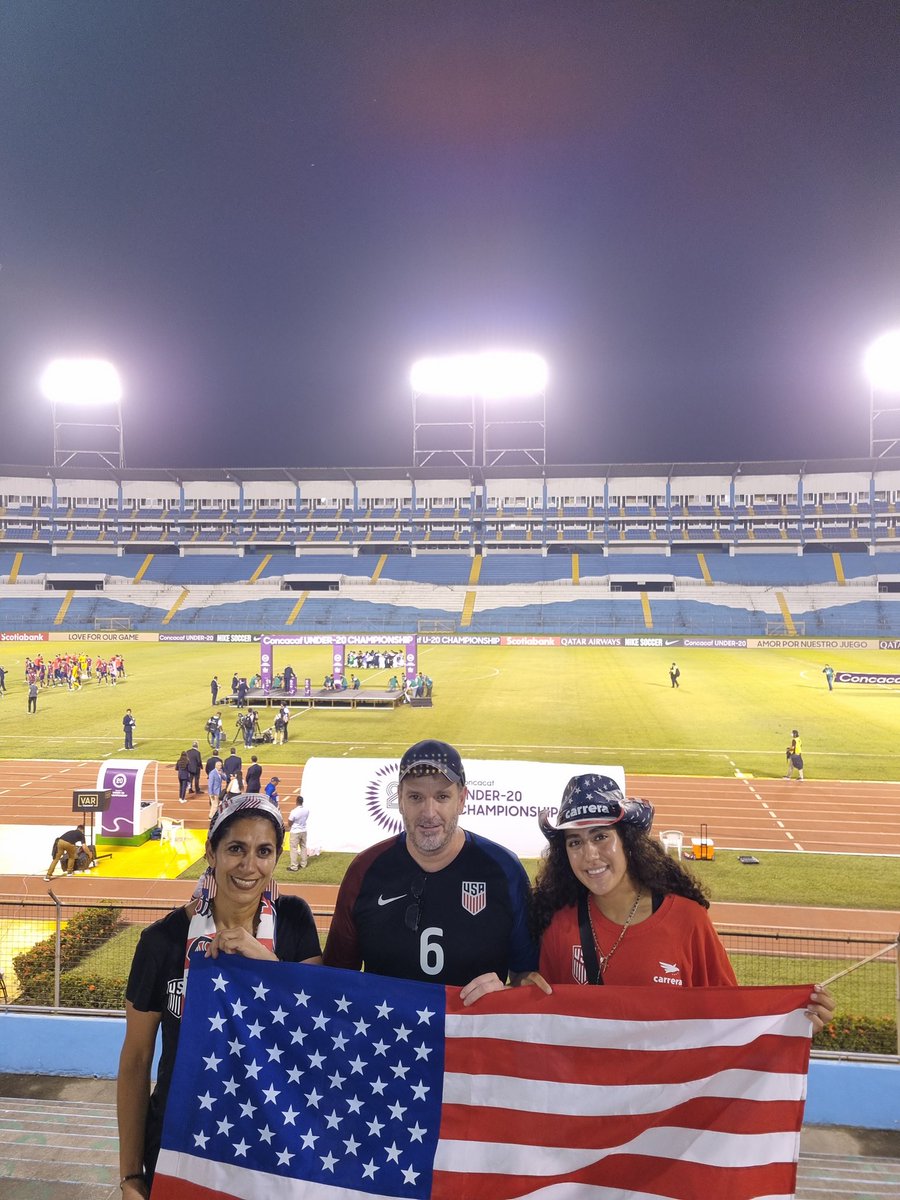bsturgeonsps's tweet photo. @AOStPete @AnaTeamCarrera @MamaTeamCarrera @AntoTeamCarrera @PapaTeamCarrera @NicoTeamCarrera It was a pleasure meeting you both. https://t.co/hkyH01NQFU