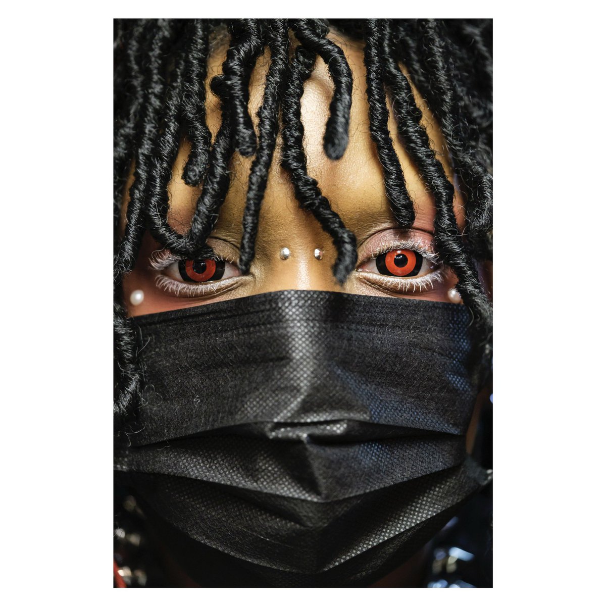 GiovanniCapriot's tweet photo. Dolly Momoiro of @BorderlinePlus the last #Goth shop in #Toronto photographed #onassignment for the @TorontoStar #photography #photojournalism #portrait #portraiture #gothicgirl #gothicscene https://t.co/GtjwgaUU0X